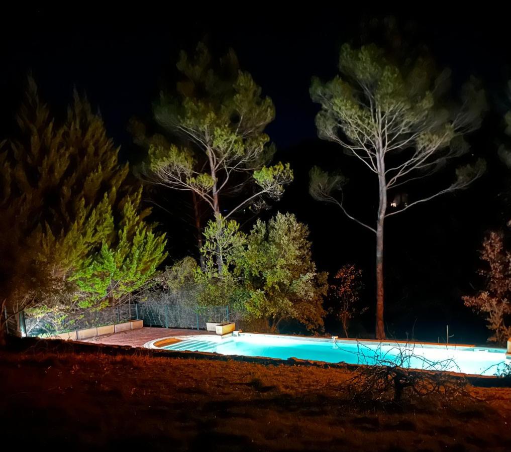 Natur & Jasmin Chambres D'Hotes Naturistes En Provence ลอร์เกส ภายนอก รูปภาพ