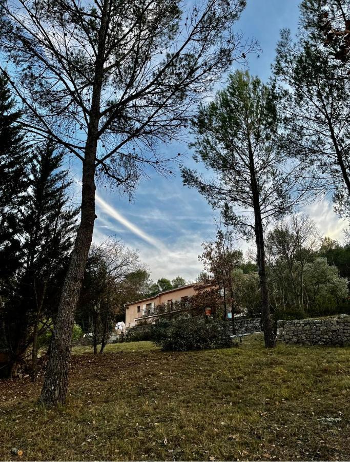 Natur & Jasmin Chambres D'Hotes Naturistes En Provence ลอร์เกส ภายนอก รูปภาพ