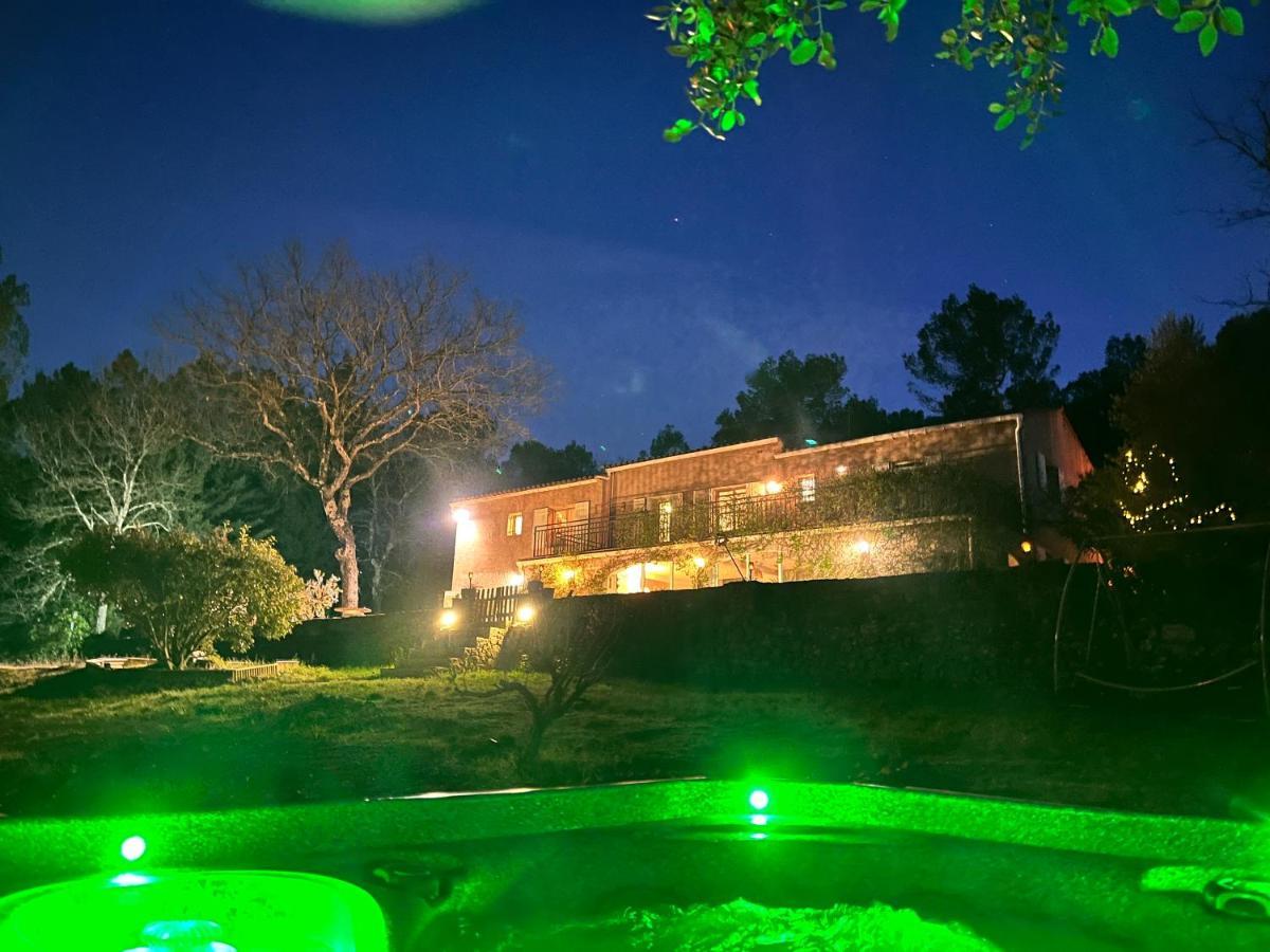 Natur & Jasmin Chambres D'Hotes Naturistes En Provence ลอร์เกส ภายนอก รูปภาพ