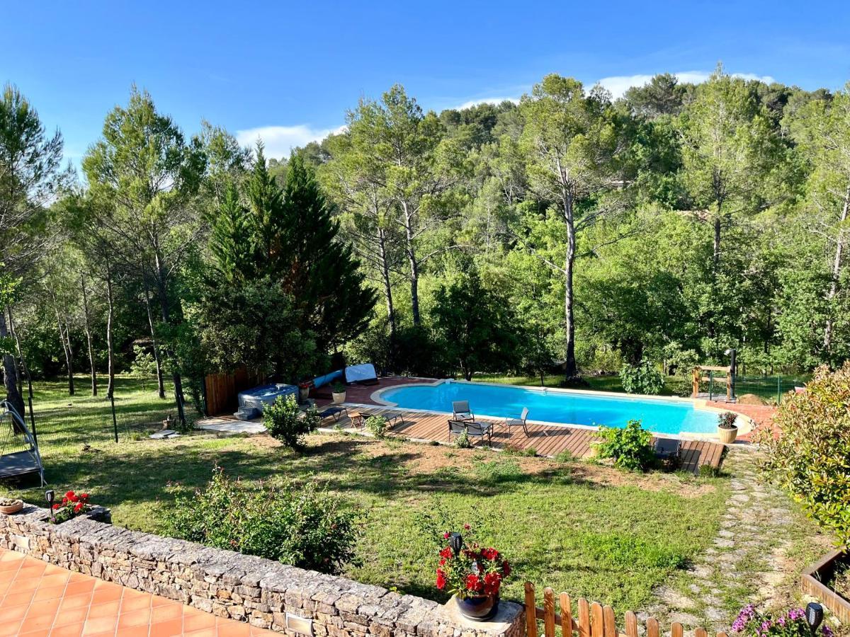 Natur & Jasmin Chambres D'Hotes Naturistes En Provence ลอร์เกส ภายนอก รูปภาพ