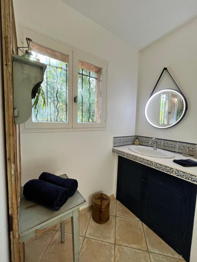 Natur & Jasmin Chambres D'Hotes Naturistes En Provence ลอร์เกส ภายนอก รูปภาพ